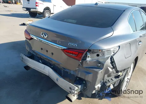 2018 Infiniti Q50 3.0T Luxe z USA, uszkodzony, nr VIN JN1EV7AP9JM592278